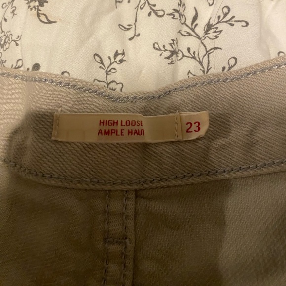 Levi’s High Loose - Picture 3 of 5